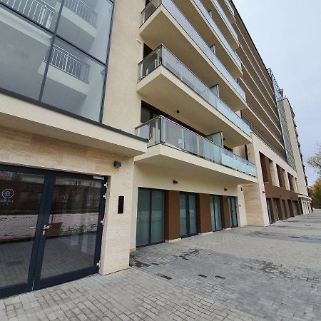 Sdp Marina Apartment Budapeste Exterior foto